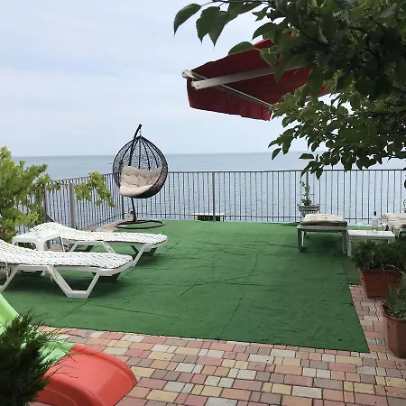 Gasthuis Dacha U Morya 4*